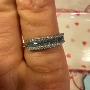 Elegant Silver and Blue Gemstone Ring